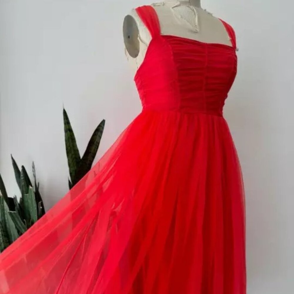 Coral Ruched Tulle 50’s Style Party/Prom Dress by H&M Size 6